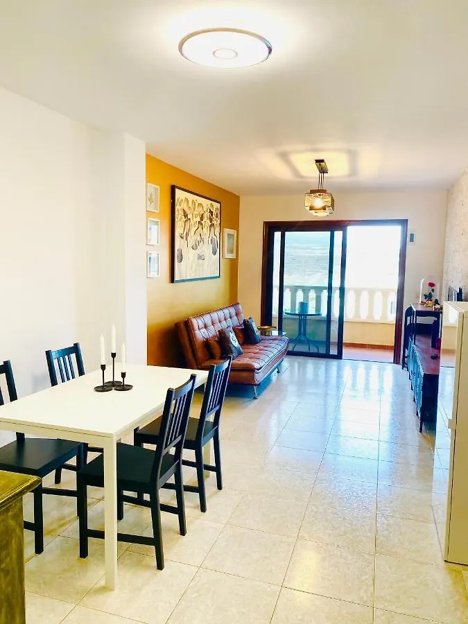 Medano Sweet Home 2 Bedrooms With Wi-Fi, Pool, Beach El Medano  El Medano (Tenerife)